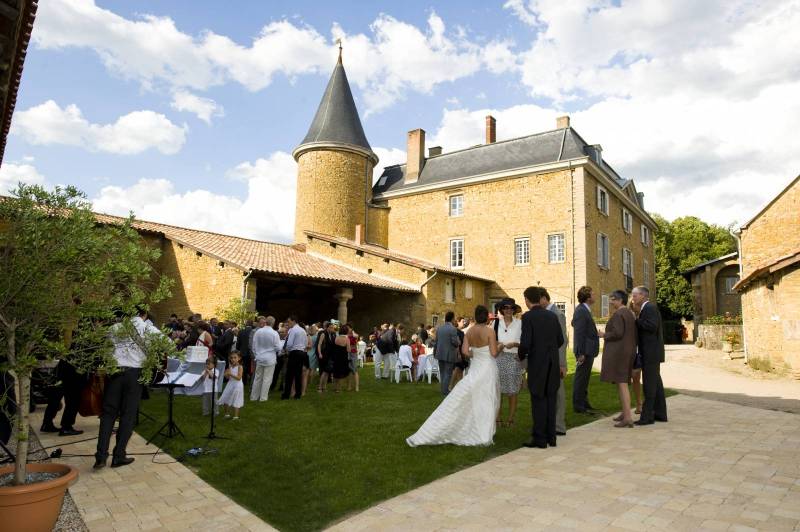 Location de salle pour réception de mariage dans le Beaujolais